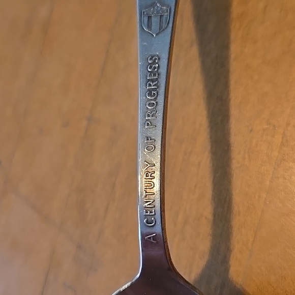 CHICAGO 1933 WORLDS FAIR SOUVENIR SPOONS - Picture 3 of 6